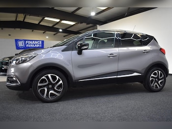 Used Renault Captur 2017 for sale - 77354055: Photo