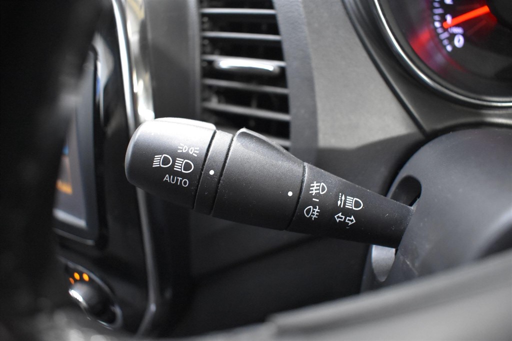 Used Renault Captur 2017 for sale - 77354055: Photo 64