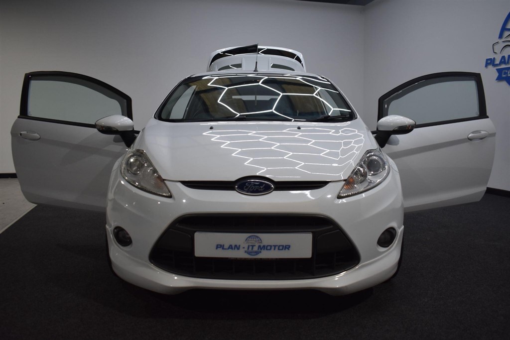 Used Ford Fiesta 2011 for sale - 77300710: Photo 10
