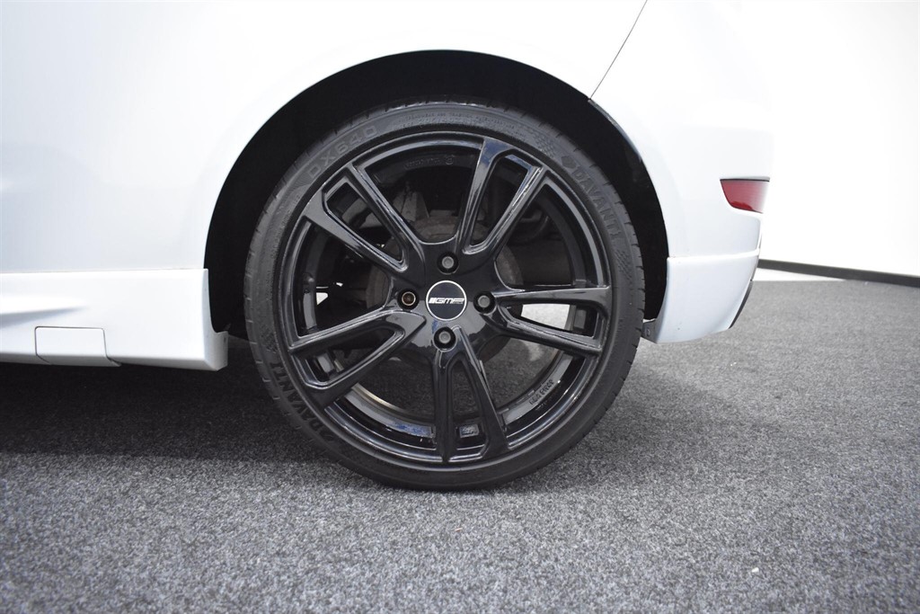 Used Ford Fiesta 2011 for sale - 77300710: Photo 21