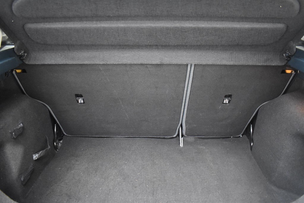 Used Ford Fiesta 2011 for sale - 77300710: Photo 26