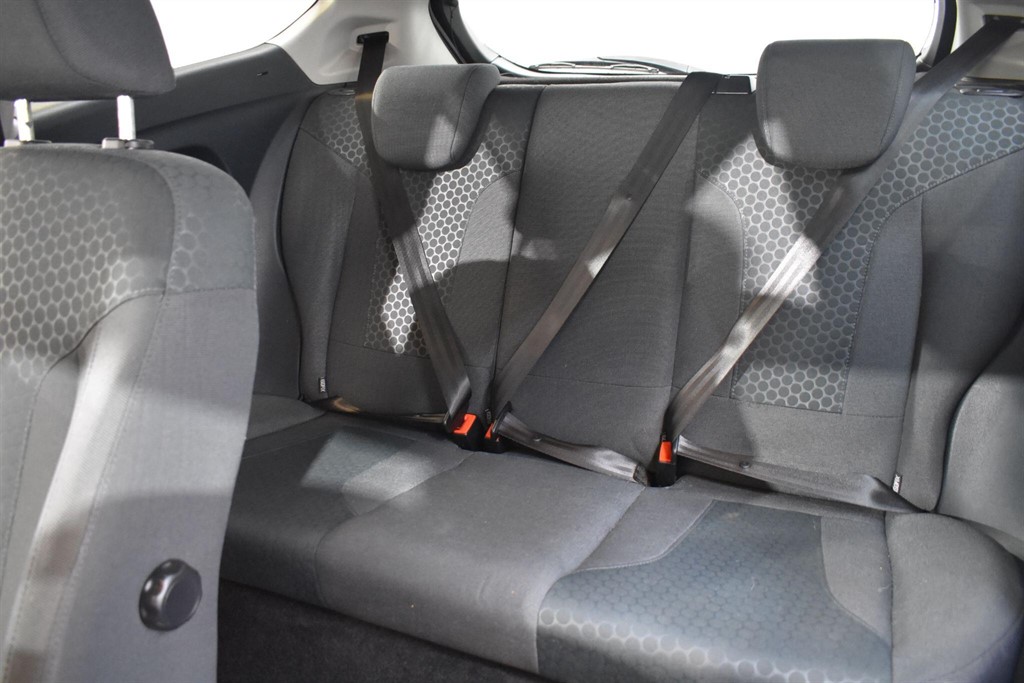 Used Ford Fiesta 2011 for sale - 77300710: Photo 37