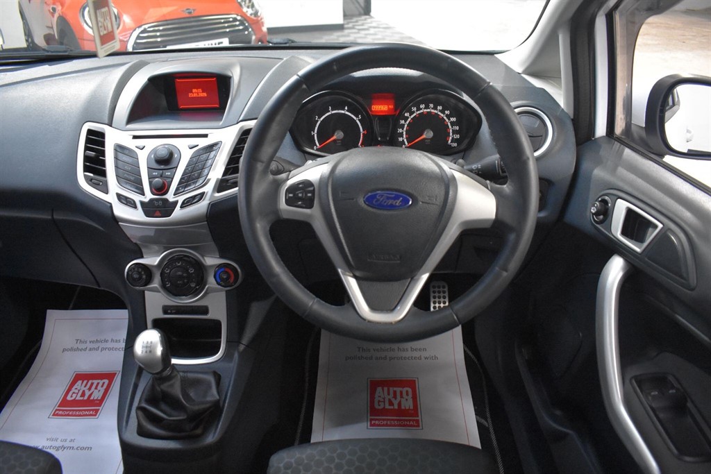 Used Ford Fiesta 2011 for sale - 77300710: Photo 44
