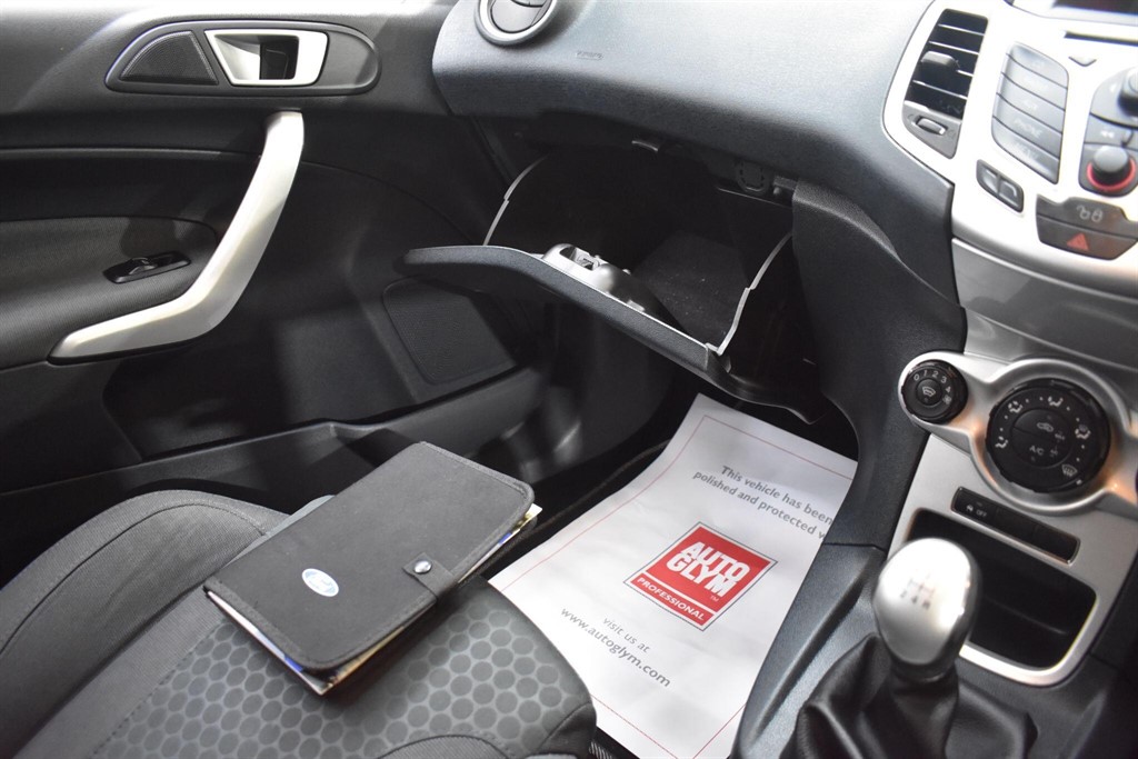 Used Ford Fiesta 2011 for sale - 77300710: Photo 48