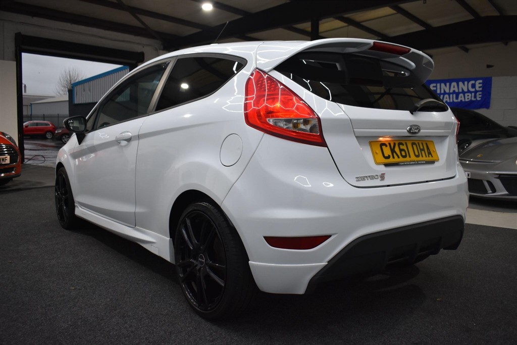 Used Ford Fiesta 2011 for sale - 77300710: Photo 5