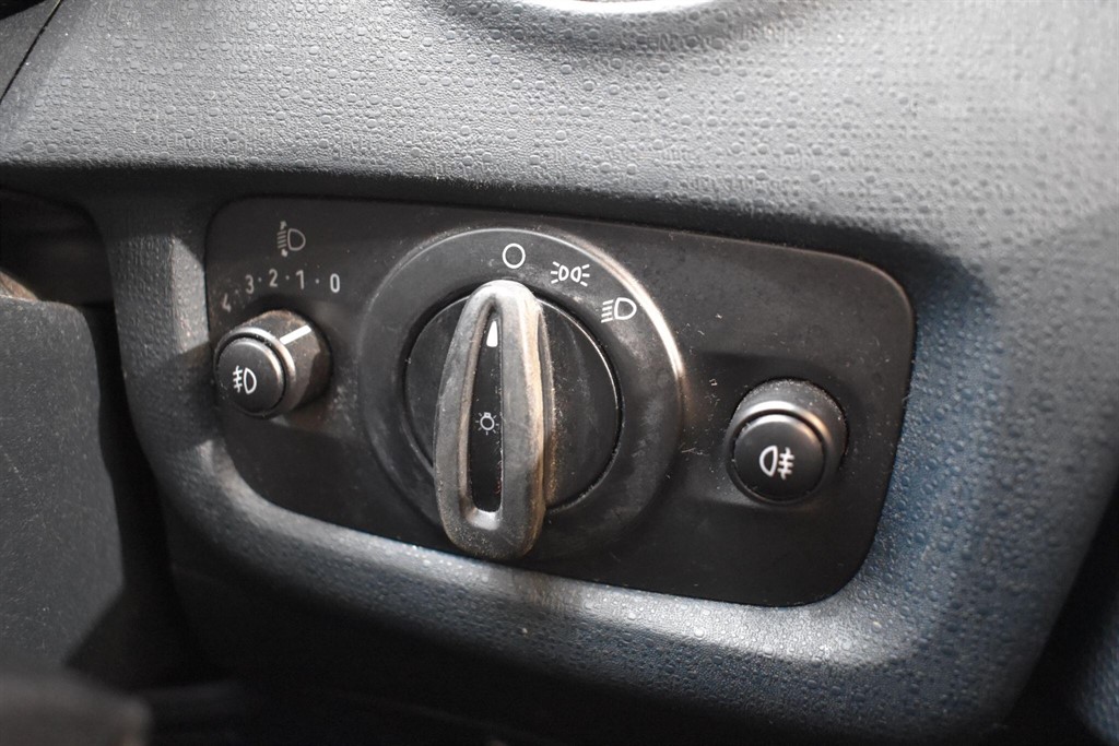 Used Ford Fiesta 2011 for sale - 77300710: Photo 51