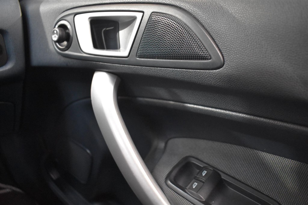 Used Ford Fiesta 2011 for sale - 77300710: Photo 52