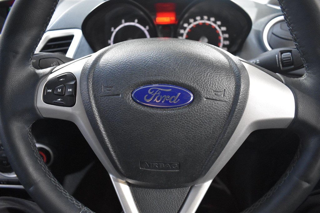 Used Ford Fiesta 2011 for sale - 77300710: Photo 61