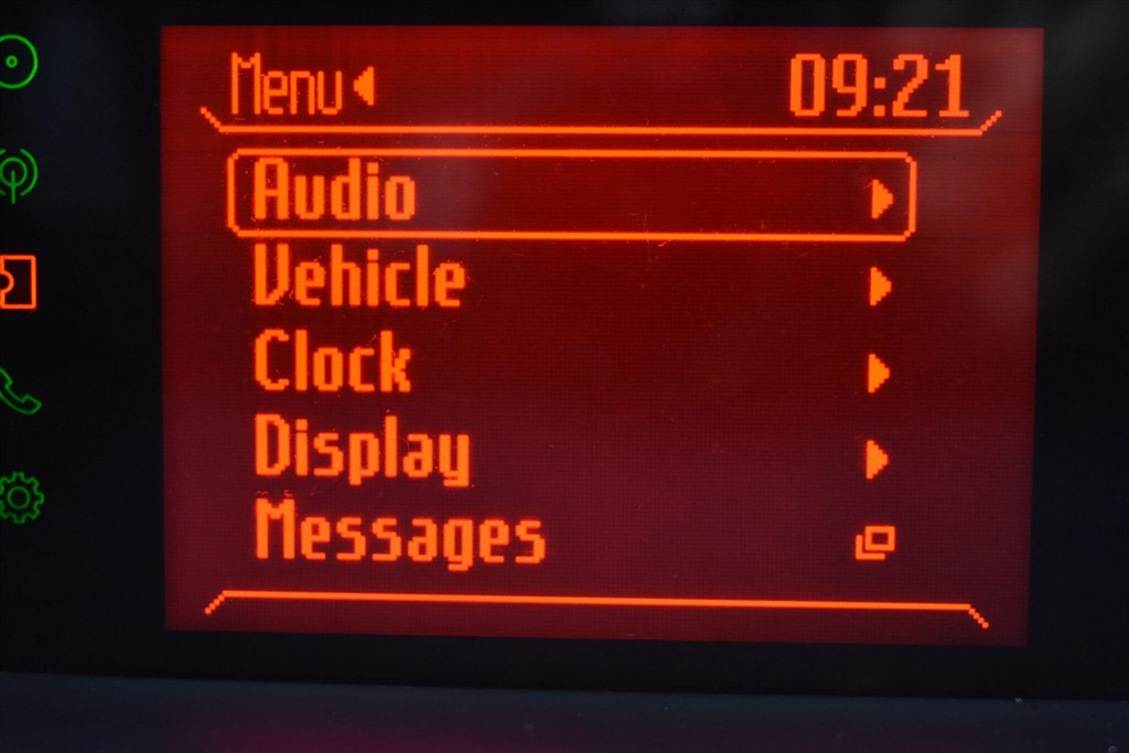 Used Ford Fiesta 2011 for sale - 77300710: Photo 78