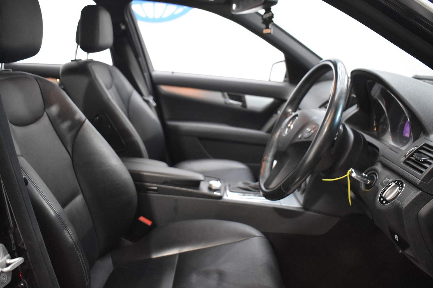 Used Mercedes-Benz C Class 2010 for sale - 76640629: Photo 27