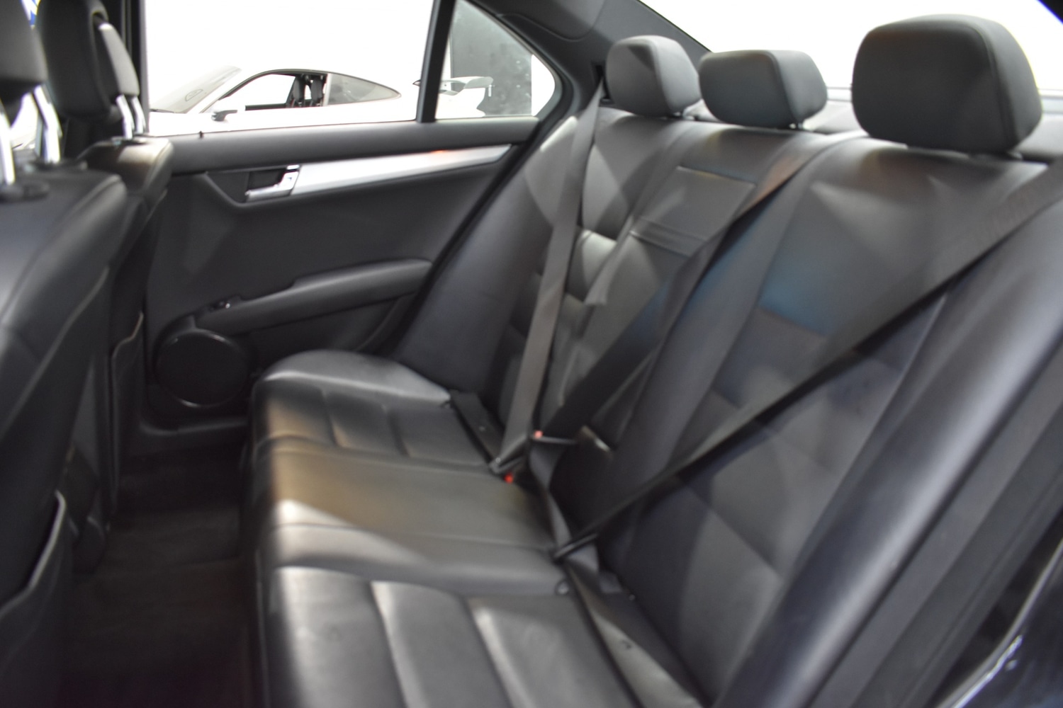 Used Mercedes-Benz C Class 2010 for sale - 76640629: Photo 34