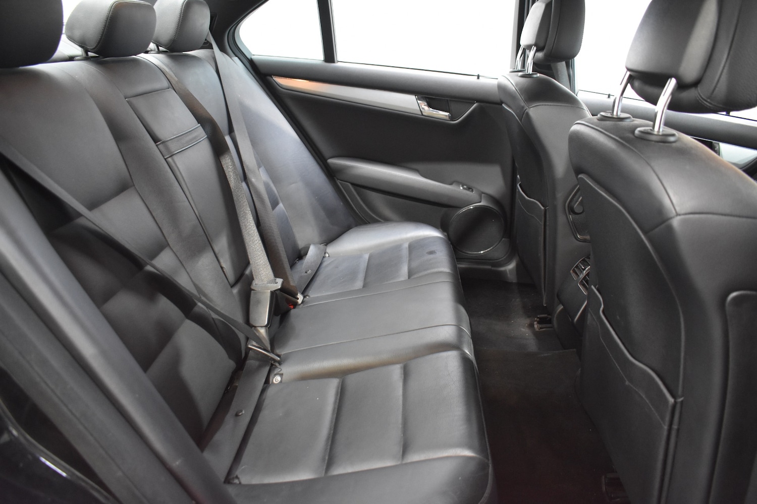 Used Mercedes-Benz C Class 2010 for sale - 76640629: Photo 37