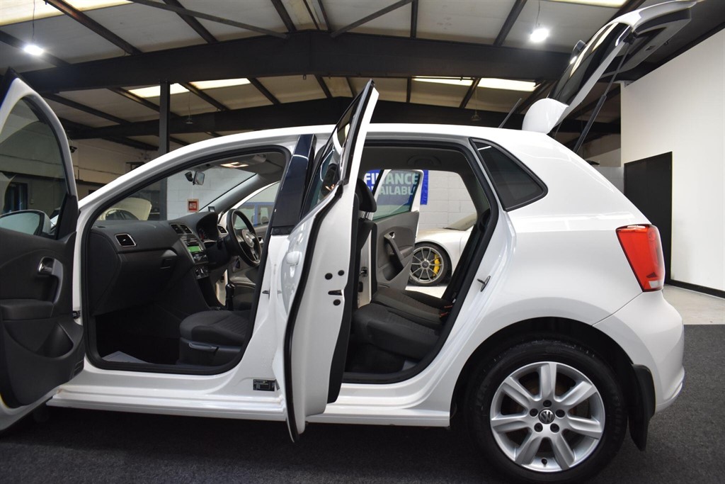Used Volkswagen Polo 2013 for sale - 76628520: Photo 14
