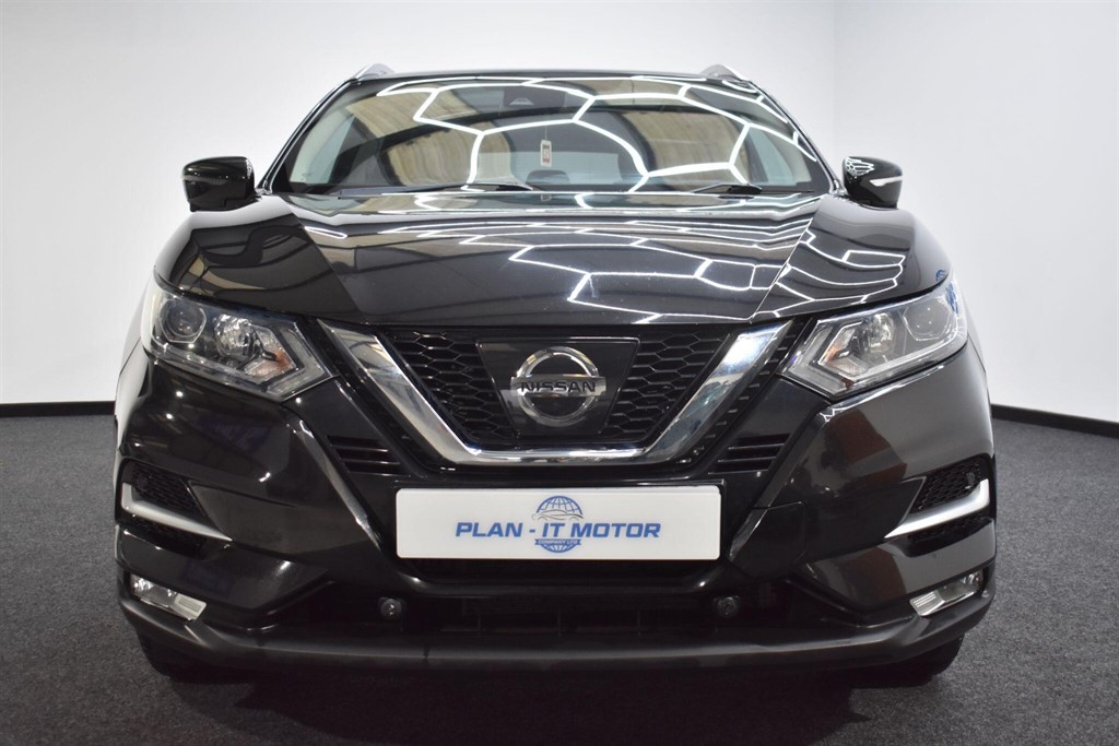 Used Nissan Qashqai 2017 for sale - 76766581: Photo 2