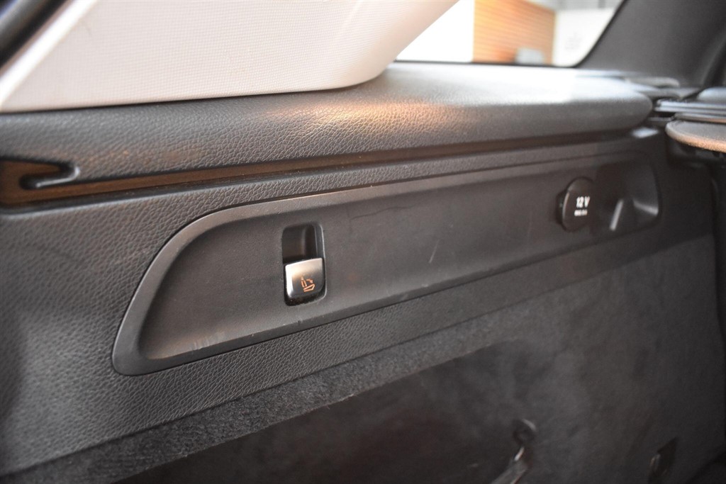 Used Mercedes-Benz GLC 2016 for sale - 77492946: Photo 30