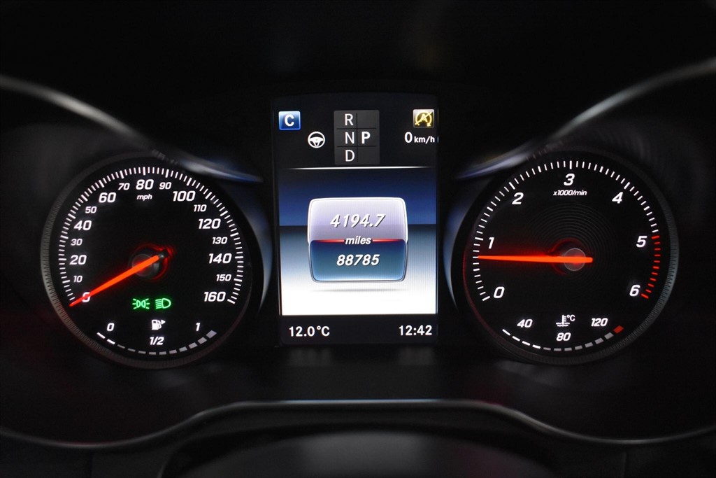 Used Mercedes-Benz GLC 2016 for sale - 77492946: Photo 81