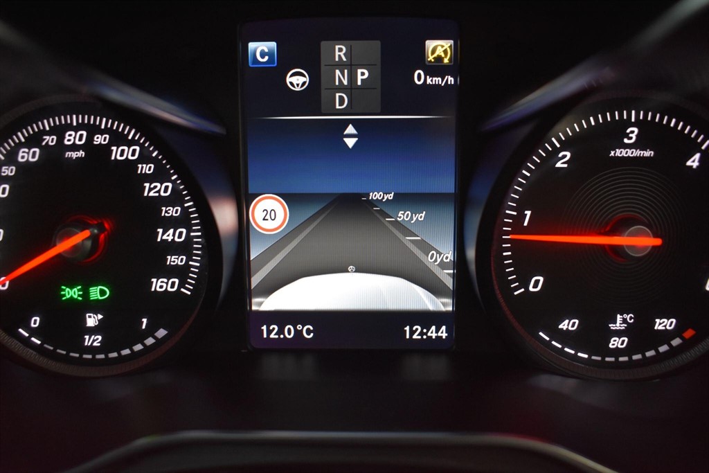 Used Mercedes-Benz GLC 2016 for sale - 77492946: Photo 90