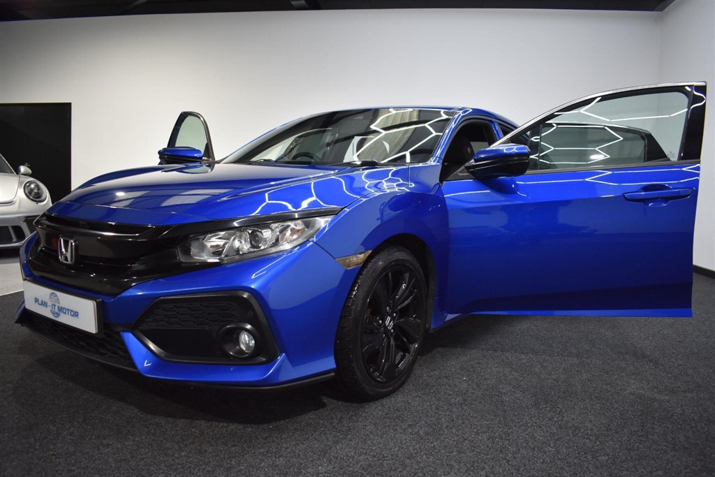 Used Honda Civic 2017 for sale - 77641057: Photo 11