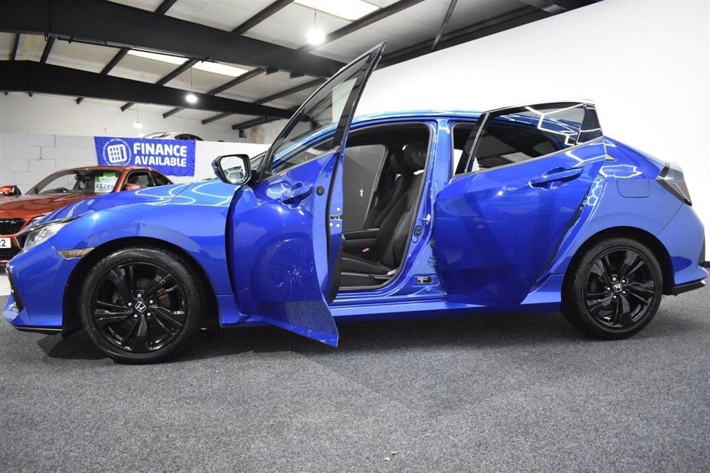 Used Honda Civic 2017 for sale - 77641057: Photo 12