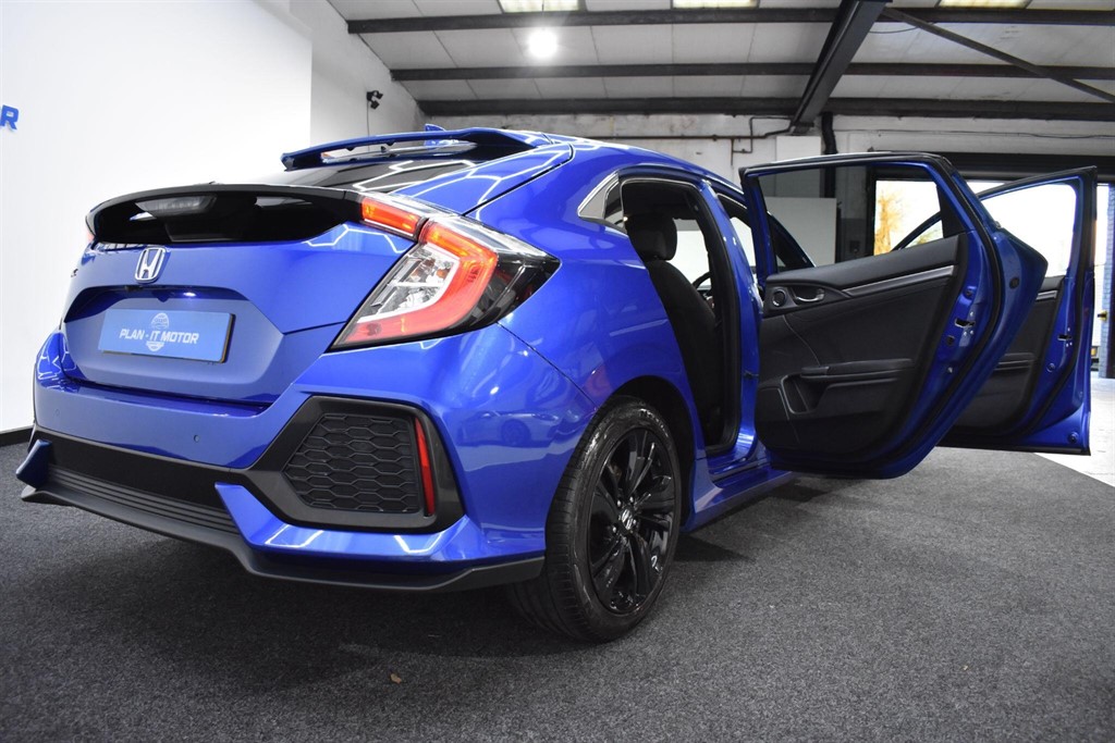 Used Honda Civic 2017 for sale - 77641057: Photo 15