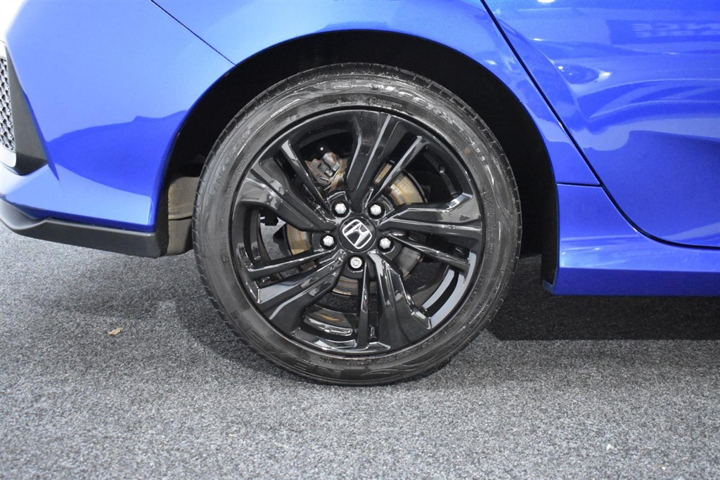 Used Honda Civic 2017 for sale - 77641057: Photo 18