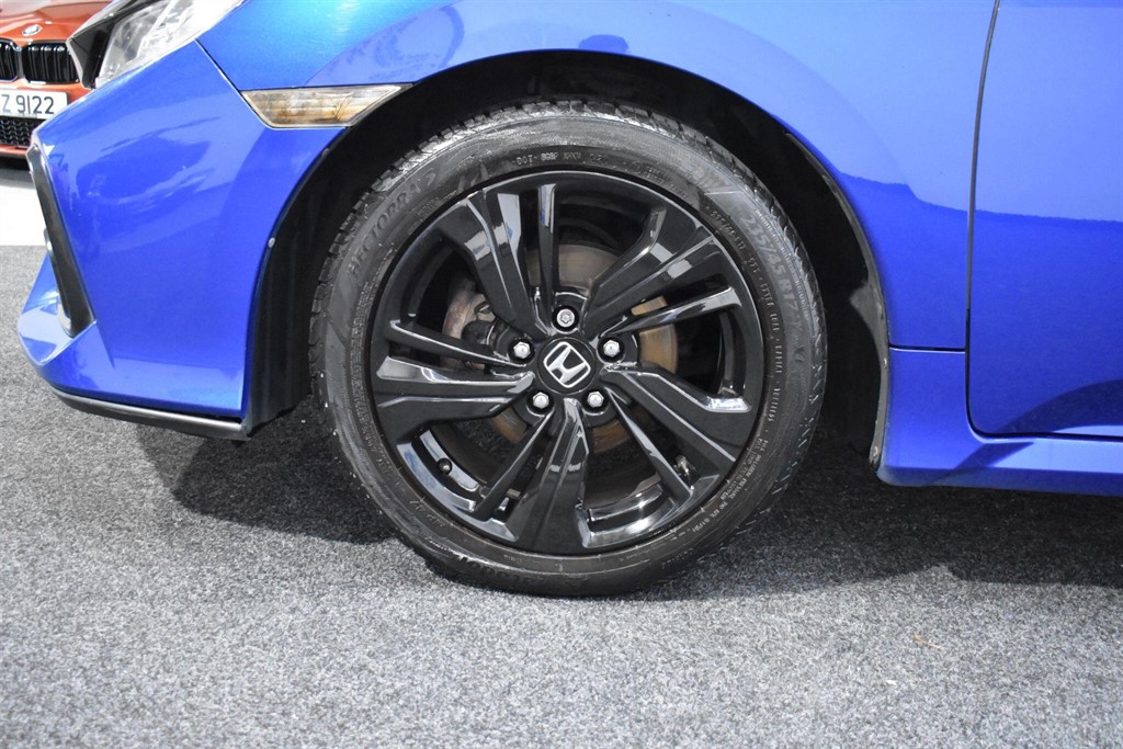 Used Honda Civic 2017 for sale - 77641057: Photo 20