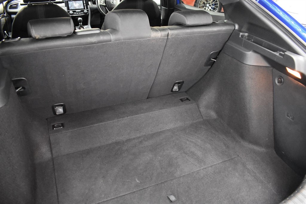 Used Honda Civic 2017 for sale - 77641057: Photo 26