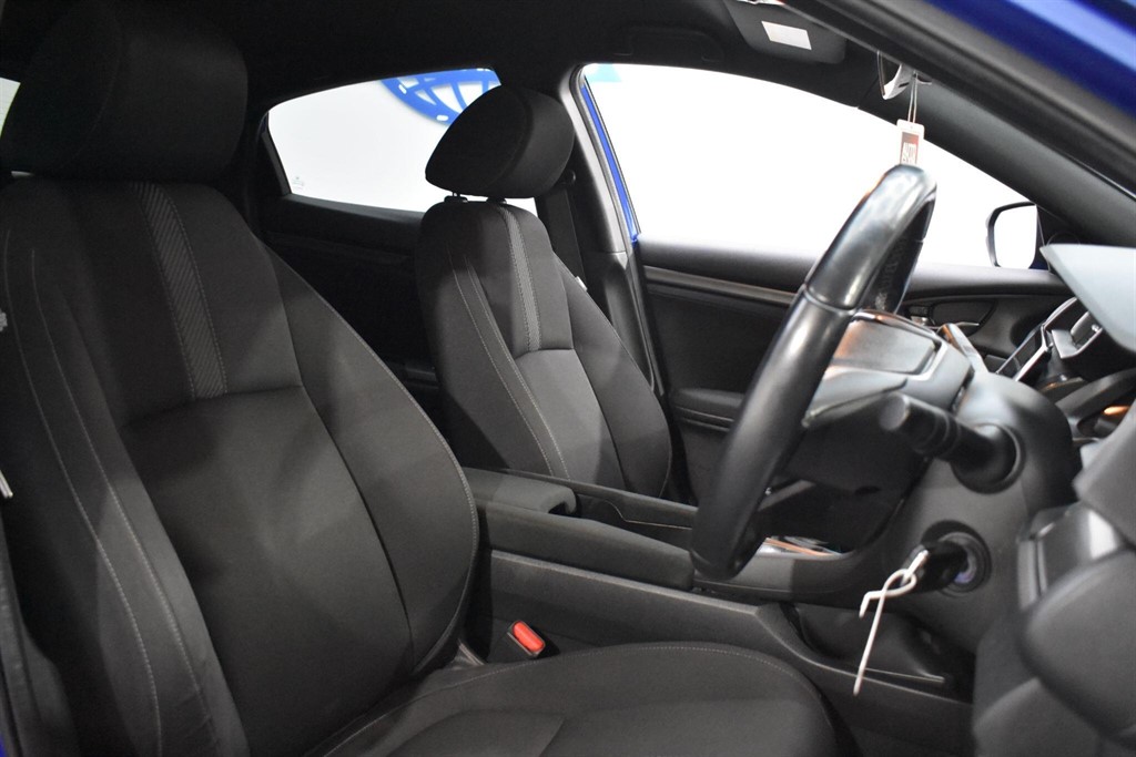 Used Honda Civic 2017 for sale - 77641057: Photo 33