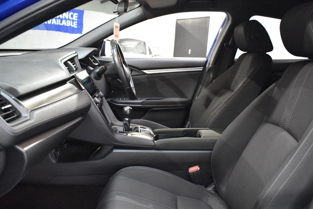 Used Honda Civic 2017 for sale - 77641057: Photo 35