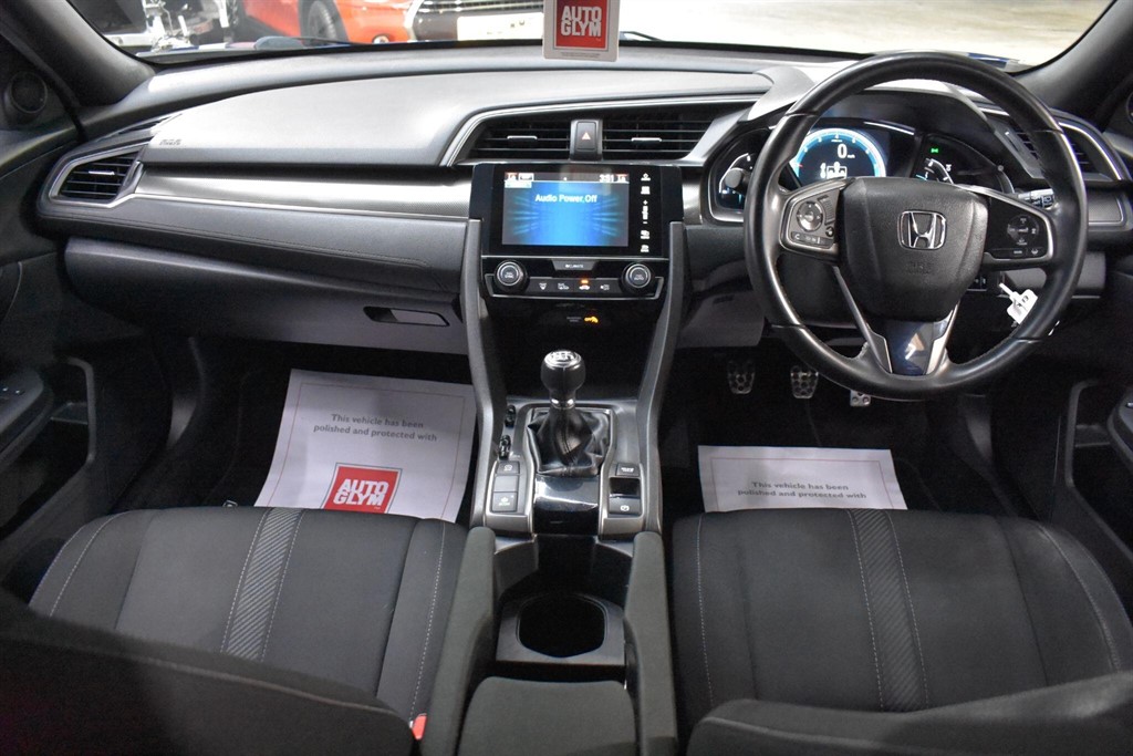 Used Honda Civic 2017 for sale - 77641057: Photo 46