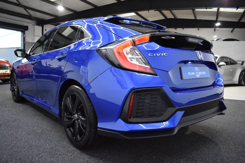 Used Honda Civic 2017 for sale - 77641057: Photo 5