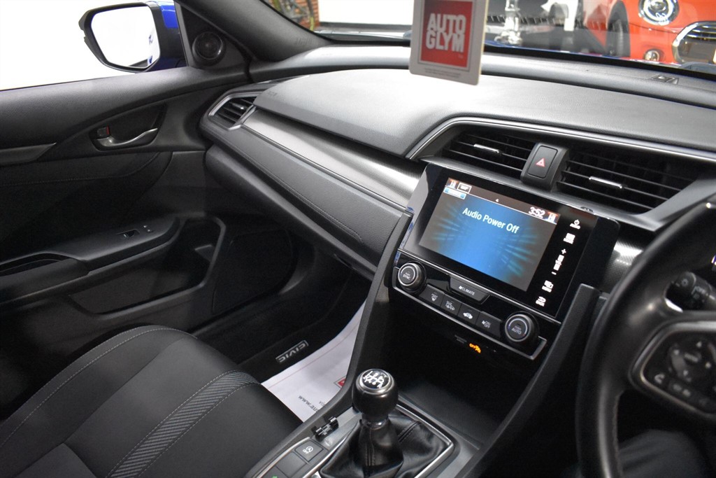 Used Honda Civic 2017 for sale - 77641057: Photo 51