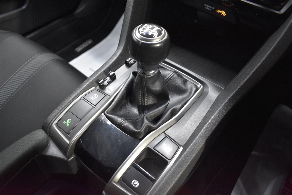 Used Honda Civic 2017 for sale - 77641057: Photo 59