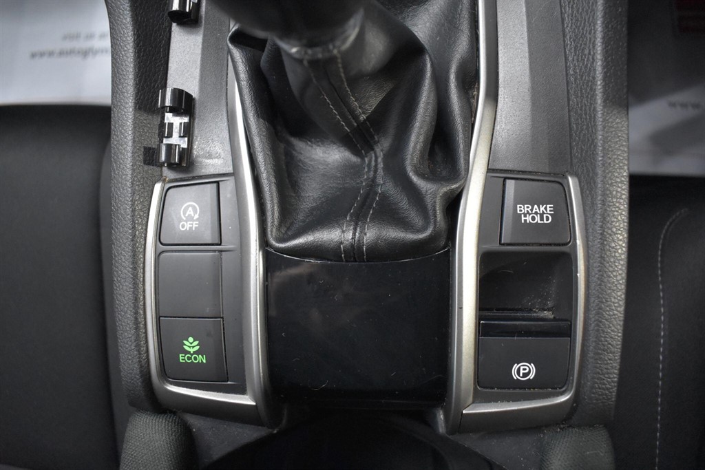 Used Honda Civic 2017 for sale - 77641057: Photo 60