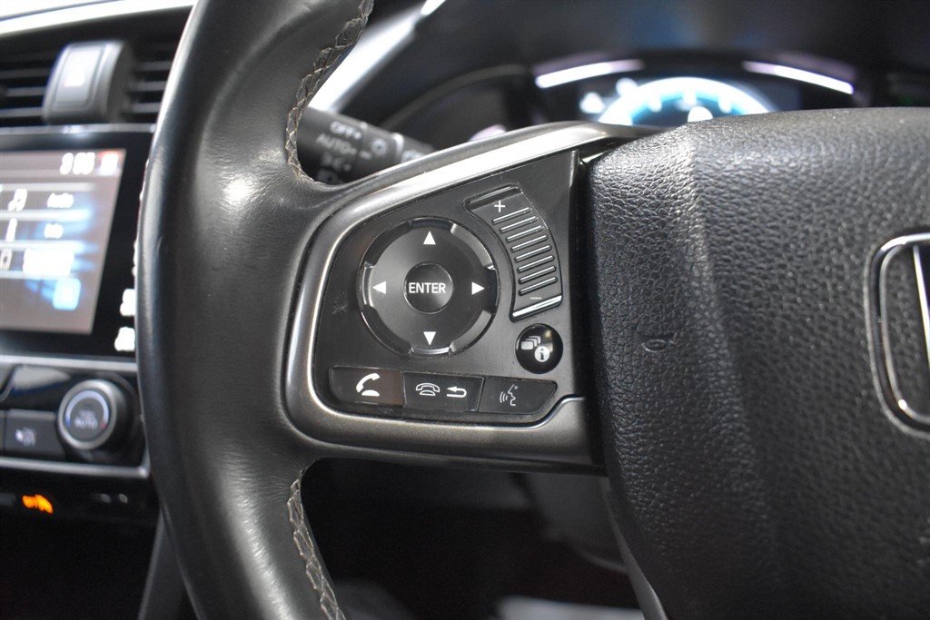 Used Honda Civic 2017 for sale - 77641057: Photo 66