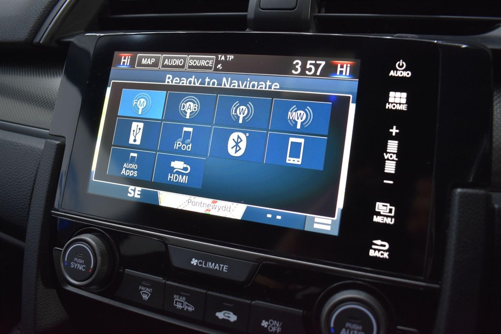 Used Honda Civic 2017 for sale - 77641057: Photo 82