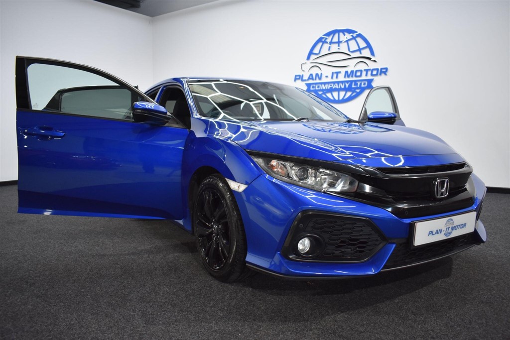 Used Honda Civic 2017 for sale - 77641057: Photo 9