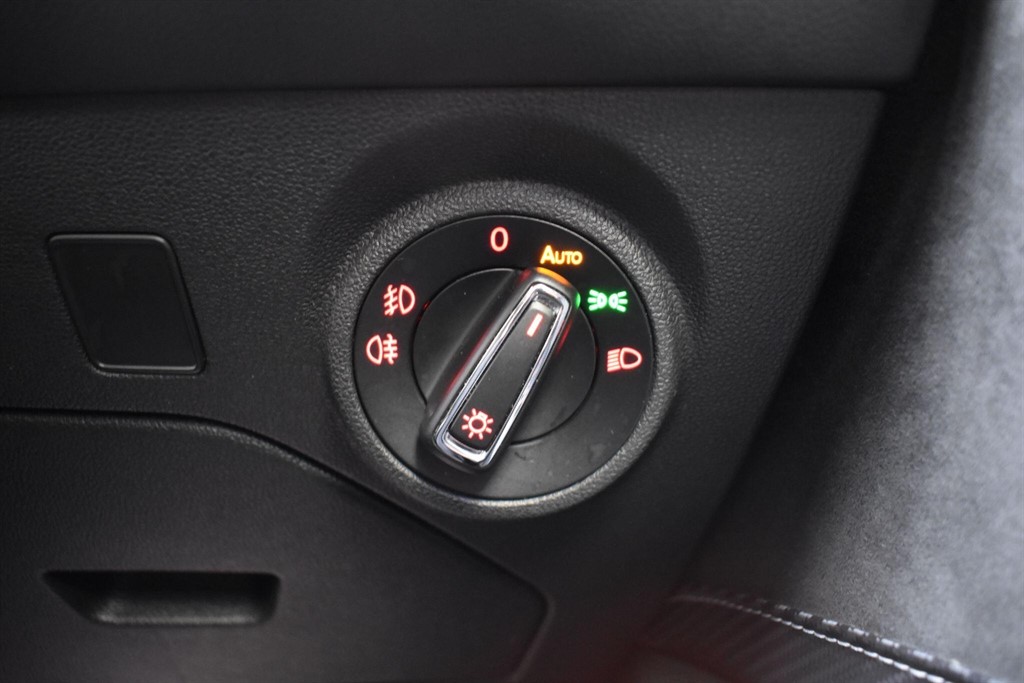 Used SEAT Leon 2018 for sale - 78042396: Photo 52