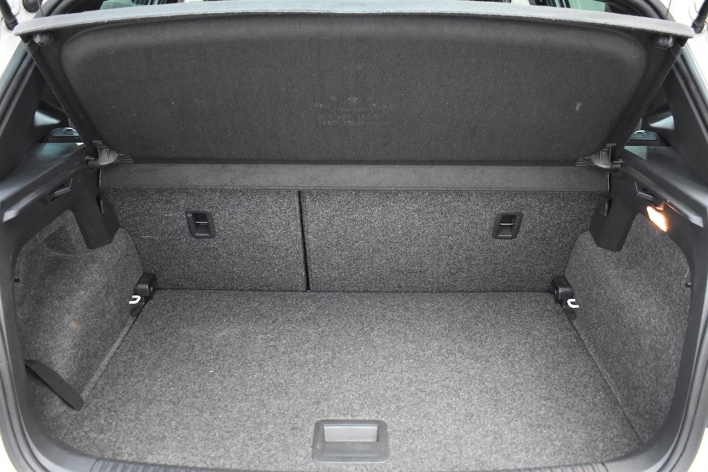 Used Volkswagen Polo 2014 for sale - 77013240: Photo 24