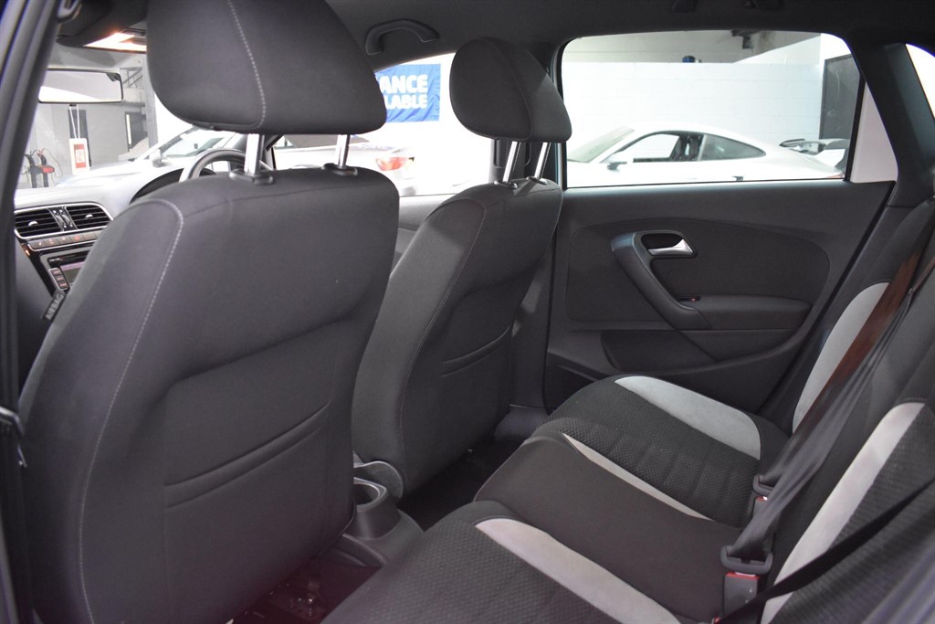 Used Volkswagen Polo 2014 for sale - 77013240: Photo 34