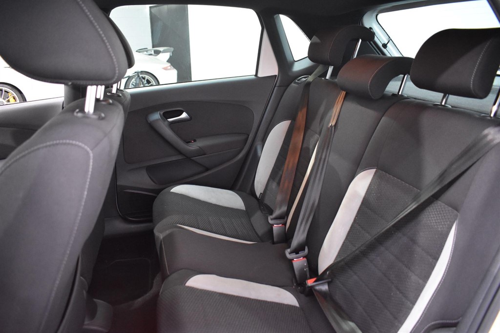 Used Volkswagen Polo 2014 for sale - 77013240: Photo 36