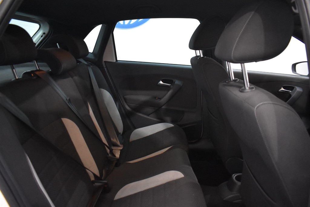 Used Volkswagen Polo 2014 for sale - 77013240: Photo 38