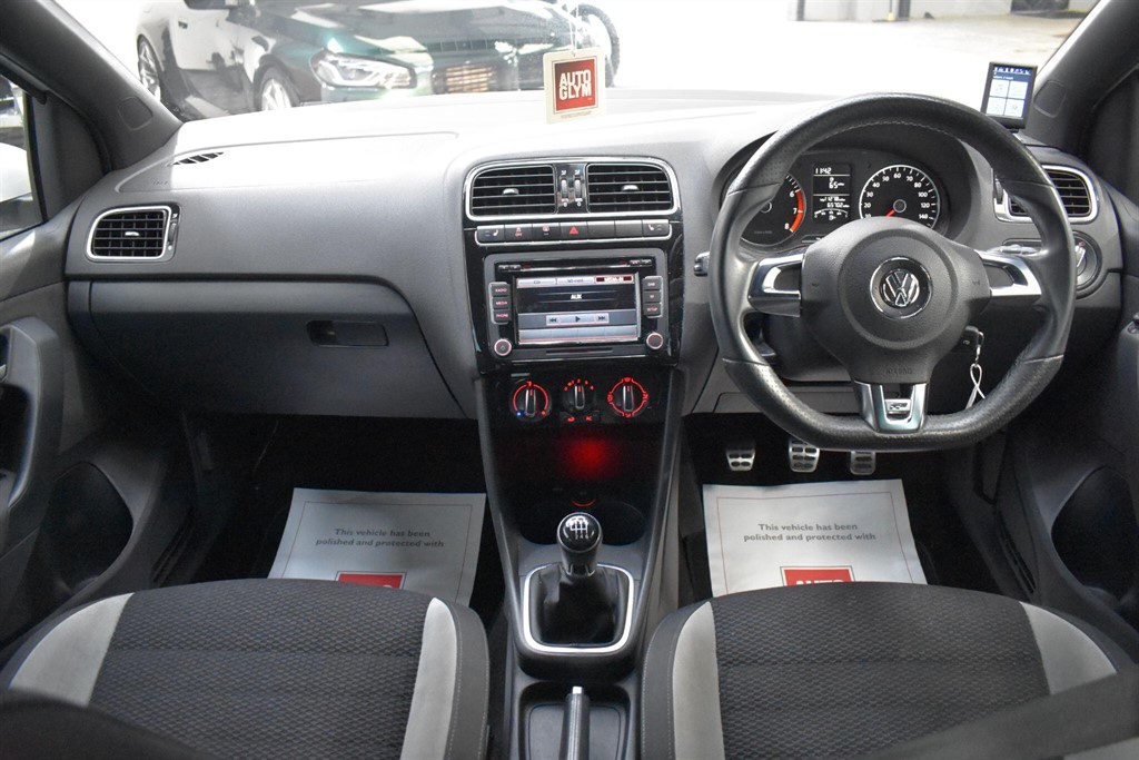 Used Volkswagen Polo 2014 for sale - 77013240: Photo 44