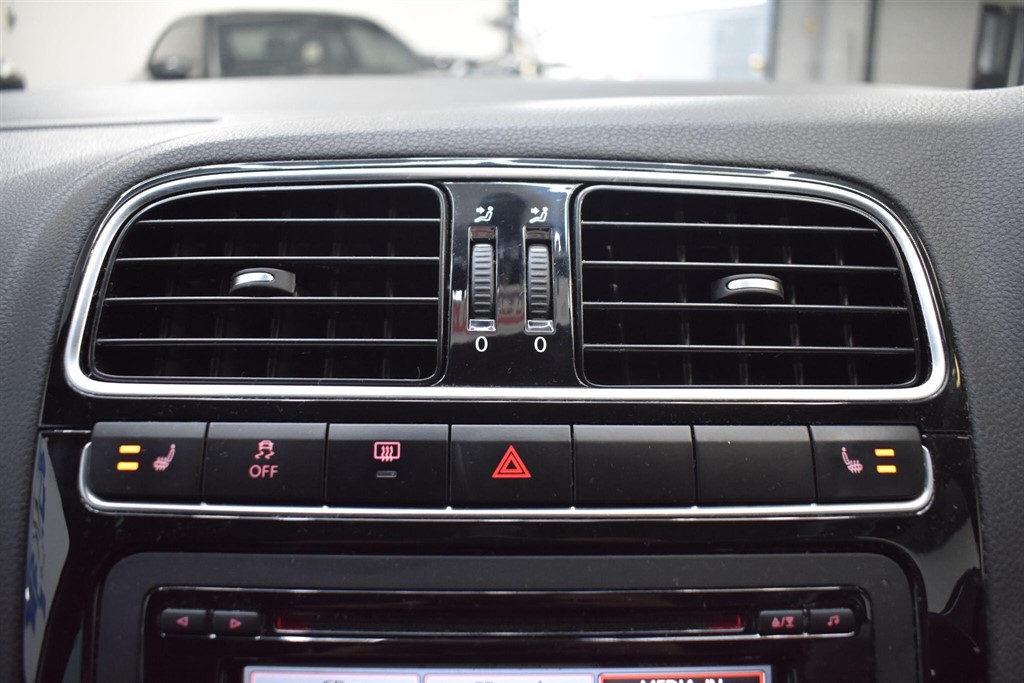 Used Volkswagen Polo 2014 for sale - 77013240: Photo 55