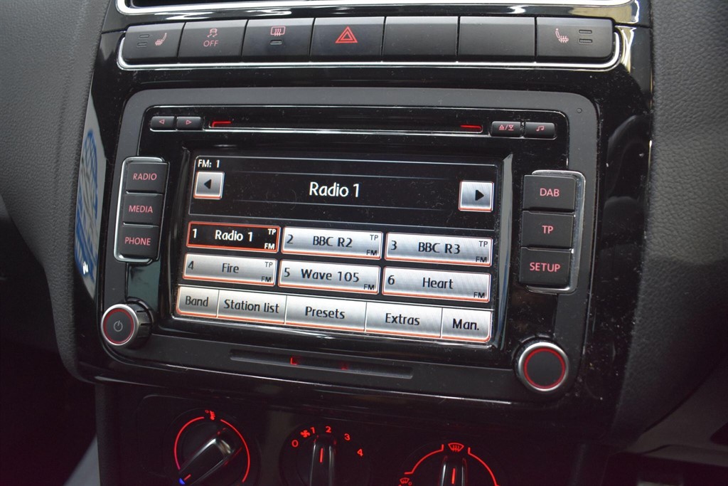 Used Volkswagen Polo 2014 for sale - 77013240: Photo 76