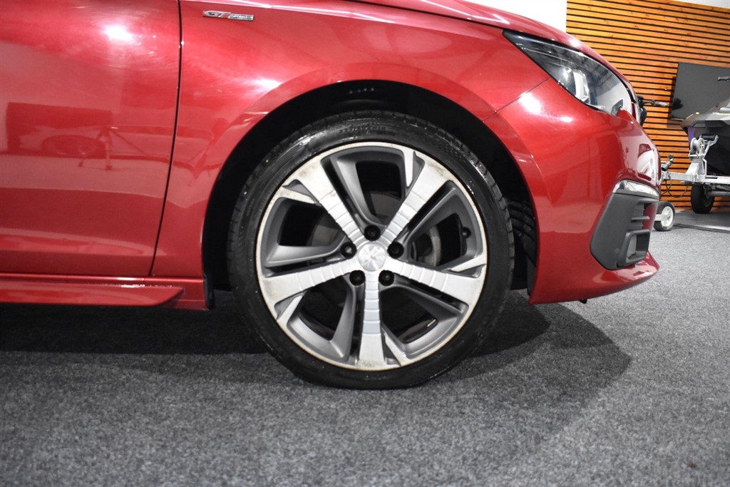 Used Peugeot 308 2018 for sale - 77147016: Photo 17