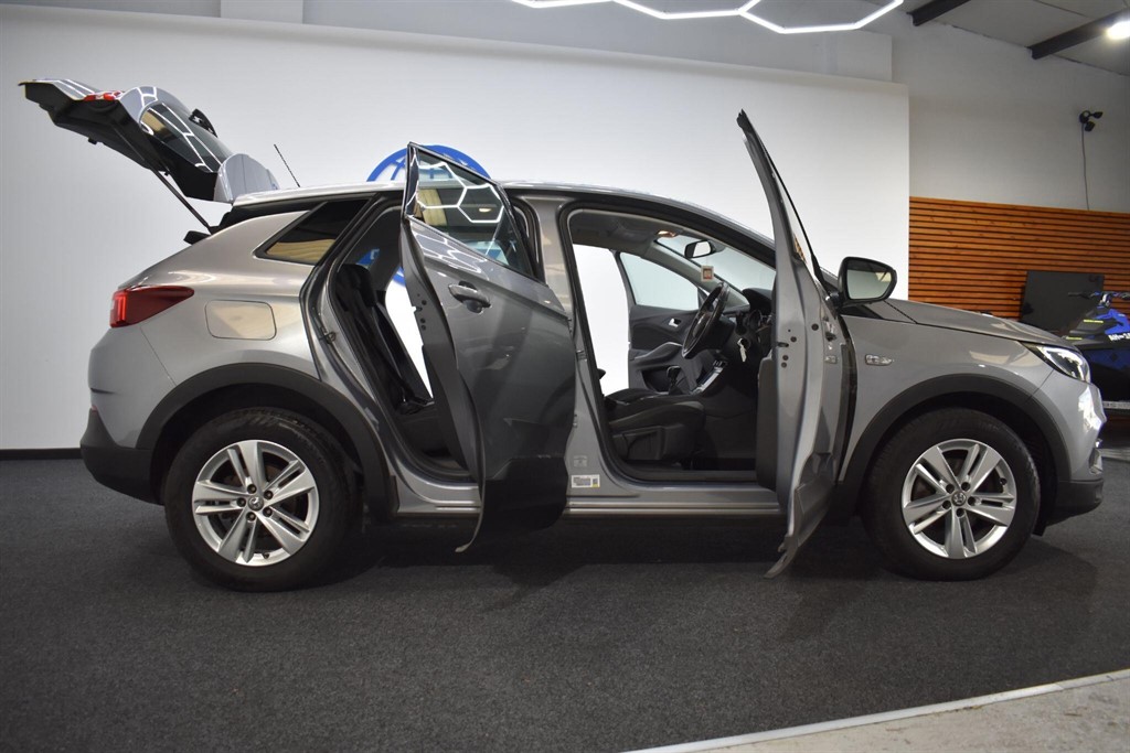Used Vauxhall Grandland X 2019 for sale - 77160828: Photo 16