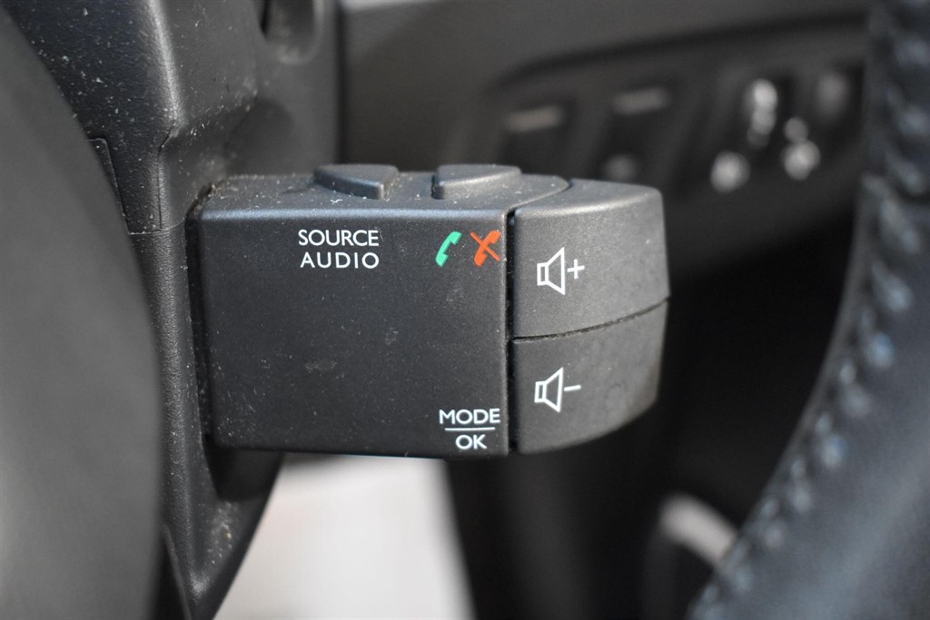 Used Renault Captur 2016 for sale - 78172878: Photo 64