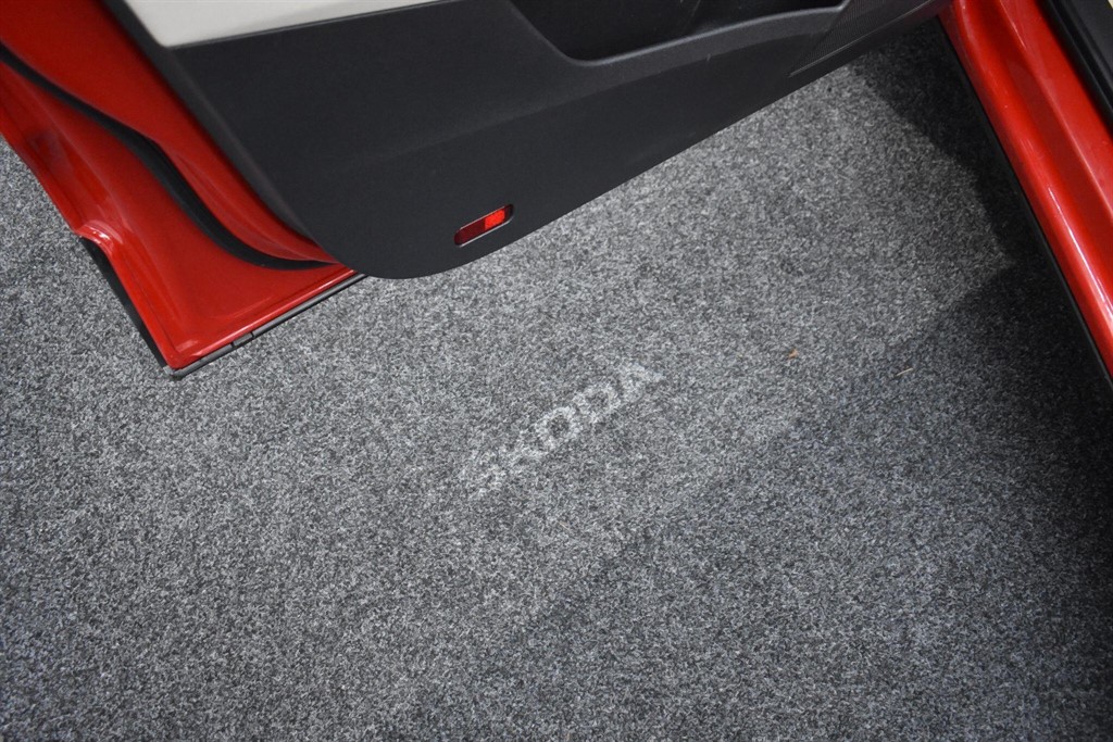 Used Skoda Karoq 2018 for sale - 77005611: Photo 100