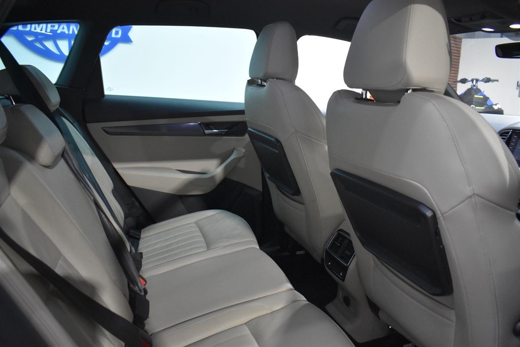 Used Skoda Karoq 2018 for sale - 77005611: Photo 44